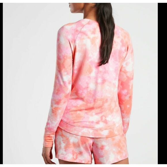 Athleta Mindset Printed Sweatshirt in Positive Latitude Tie Dye Tulip Hem Lounge - Picture 3 of 9